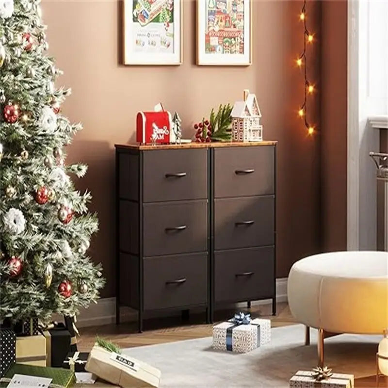 Kleine Kommode für das Schlafzimmer als Nachttisch