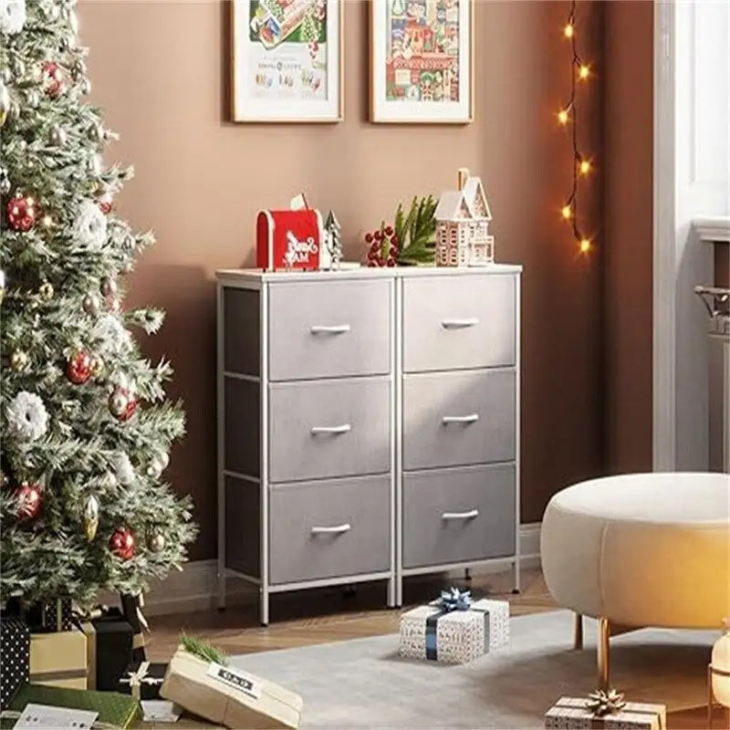 Kleine Kommode für das Schlafzimmer als Nachttisch